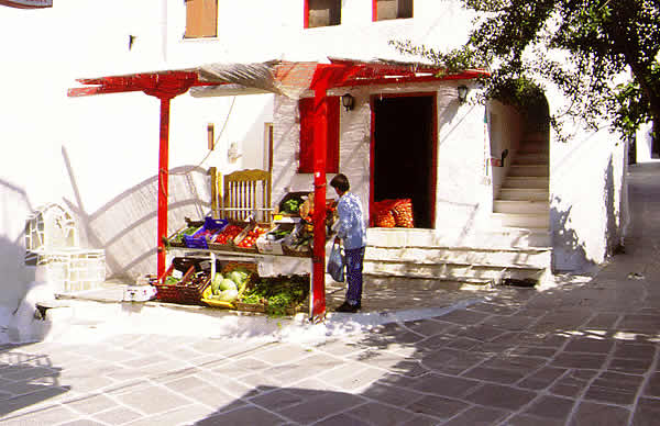 fruit vendor or manavis