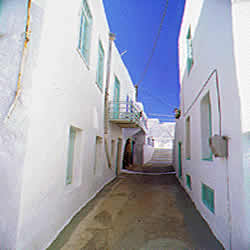 alley