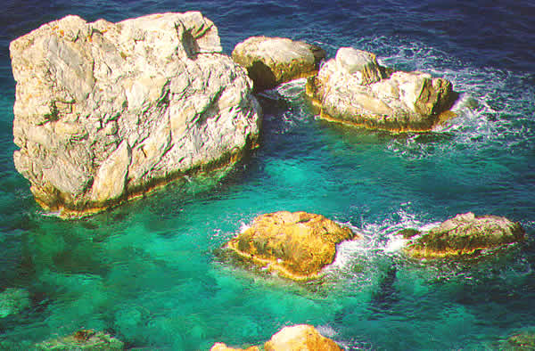 more rocks by the shore