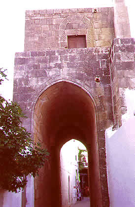 castle archway