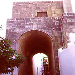 castle arch