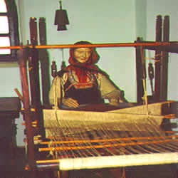 folk loom
