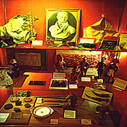 folk museum memorabillia