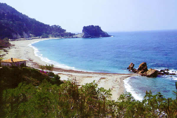 fine sandy beach